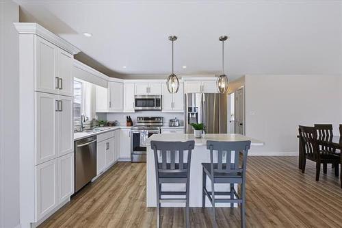40 Amberfield Dr, Mitchell, MB 