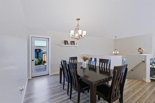 40 Amberfield Dr, Mitchell, MB 