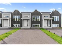 273 Elsliger ST  Dieppe, NB E1K 0A5