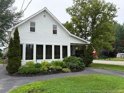 220 Maple AVE Sussex, NB E4E 2N2