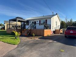 52 MacWilliams Drive  Summerside, PE C1N 4L3