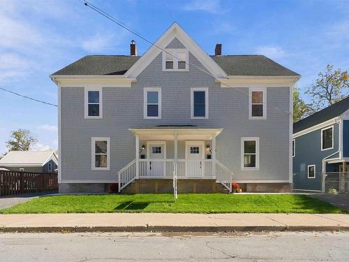 203/205 Gray Street  Windsor, NS B0N 2T0