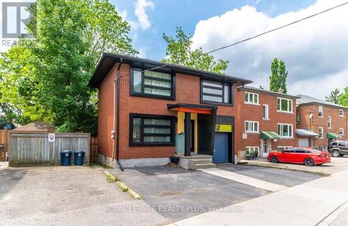 B - 9 YORK STREET , Kitchener, Ontario N2G 1S9 2