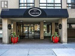 1002 - 77 CARLTON STREET  Toronto, ON M5B 2J7