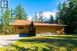 807 Spokane Street  Rossland, BC V0G 1Y0