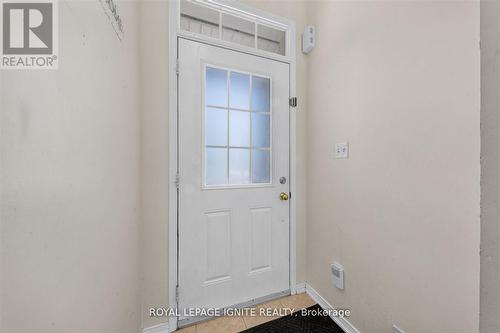 72 OAKINS LANE , Ajax, Ontario L1T 0H1 5