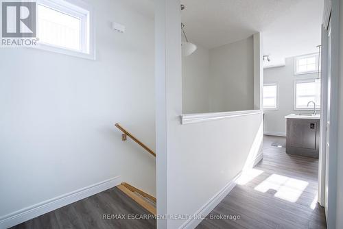 B - 10 SHORES LANE , Fort Erie, Ontario L0S 1B0 4