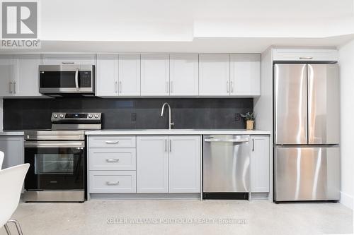 LOWER - 180 MARIA STREET , Toronto, Ontario M6P 1W4 2