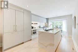 70 HEATH STREET E  Toronto, ON M4T 1S3