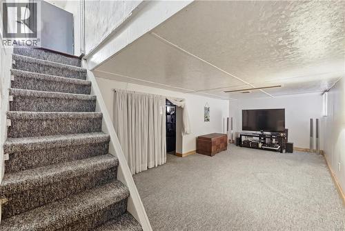 84 Barons Avenue N, Hamilton, ON 