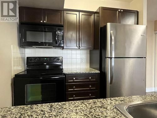 2621 - 135 VILLAGE GREEN SQUARE , Toronto, Ontario M1S 0G4 2