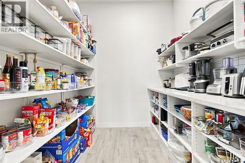 464 Woolf Bend, Saskatoon, SK 