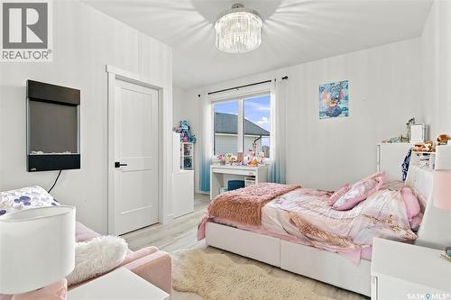 464 Woolf Bend, Saskatoon, SK 