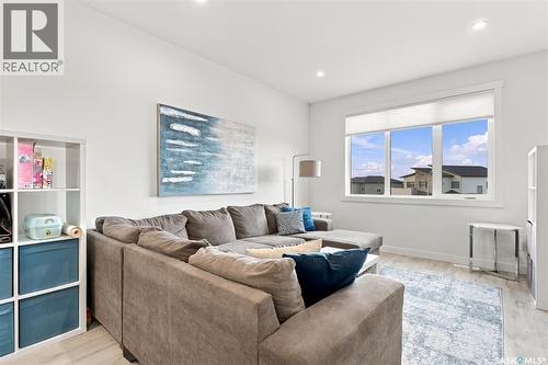 464 Woolf Bend, Saskatoon, SK 