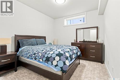 464 Woolf Bend, Saskatoon, SK 