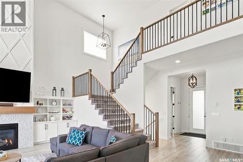 464 Woolf Bend, Saskatoon, SK 