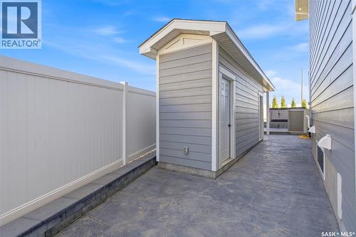 464 Woolf Bend, Saskatoon, SK 