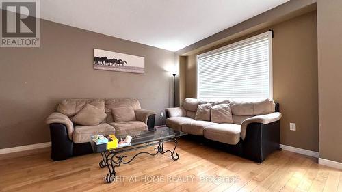 858 WHETHERFIELD STREET , London North (North M), Ontario N6H 5T7 2
