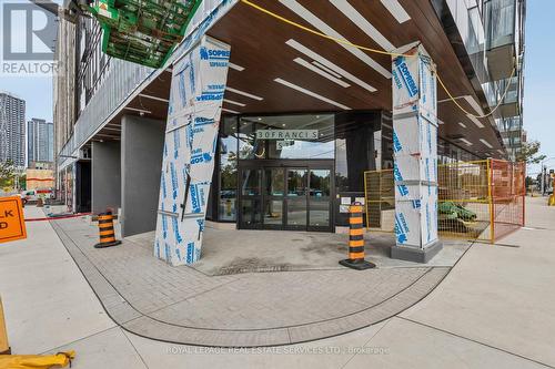 2408 - 30 FRANCIS STREET S , Kitchener, Ontario N2G 2A2 2