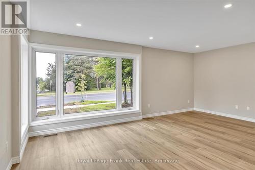 MAIN - 890 WELLER STREET , Peterborough (Monaghan Ward 2), Ontario K9J 4X8 2