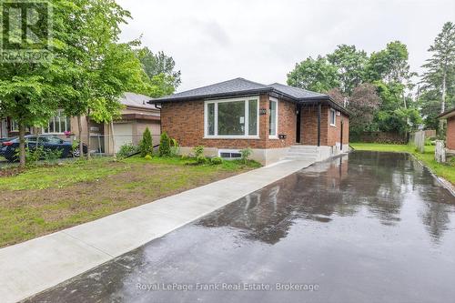 MAIN - 890 WELLER STREET , Peterborough (Monaghan Ward 2), Ontario K9J 4X8 5