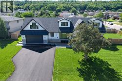 24 ROYCE Avenue  Stoney Creek, ON L8G 3B5