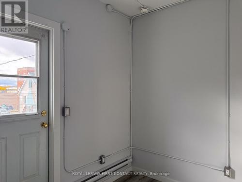 A - 23 PETER STREET S , Orillia, Ontario L3V 5A8 5