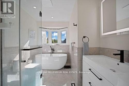 4165 Credit Pointe Drive, Mississauga, ON 