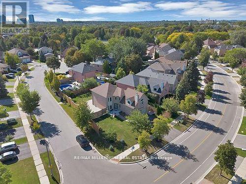 4165 Credit Pointe Drive, Mississauga, ON 