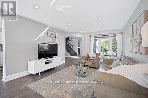 4165 Credit Pointe Drive, Mississauga, ON 