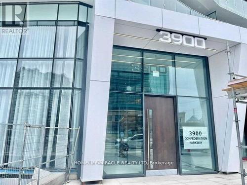 2410 - 3900 CONFEDERATION PARKWAY , Mississauga, Ontario L5B 0M3 2