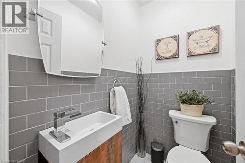 5474 Schueller Crescent, Burlington, ON 