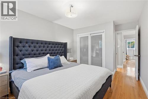 5474 Schueller Crescent, Burlington, ON 