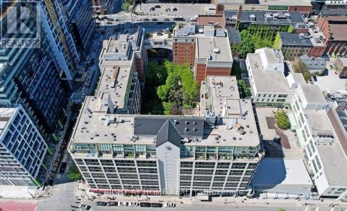 315 - 222 THE ESPLANADE , Toronto, Ontario M5A 4M8 4