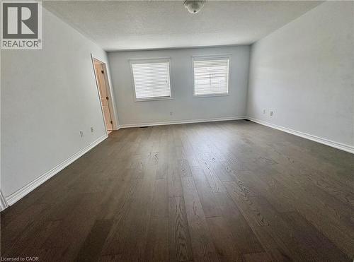 5325 Applegarth Drive, Burlington, ON 
