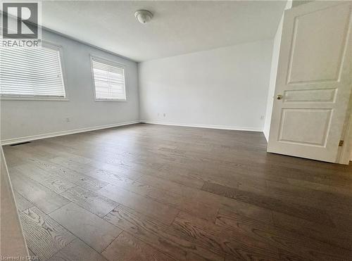 5325 Applegarth Drive, Burlington, ON 