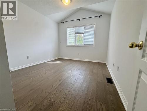 5325 Applegarth Drive, Burlington, ON 