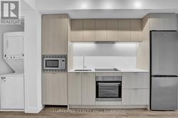 928 - 1 JARVIS STREET  Hamilton, ON L8R 3J2