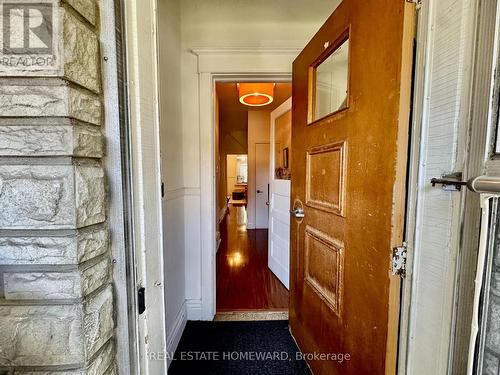 250 RUSHTON ROAD , Toronto, Ontario M6G 3J5 3