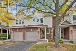 5 - 39 PTARMIGAN DRIVE  Guelph (Kortright Hills), ON N1C 1E8