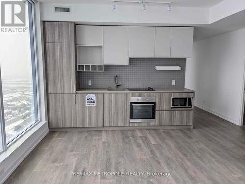 5102 - 5 BUTTERMILL AVENUE , Vaughan, Ontario L4K 0J5