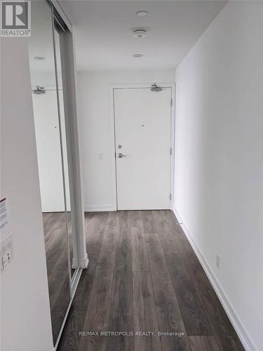 5102 - 5 BUTTERMILL AVENUE , Vaughan, Ontario L4K 0J5 3