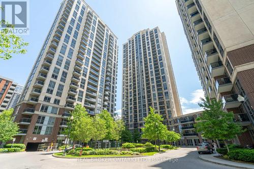 PH2 - 3 MICHAEL POWER PLACE , Toronto, Ontario M9A 0A2 2