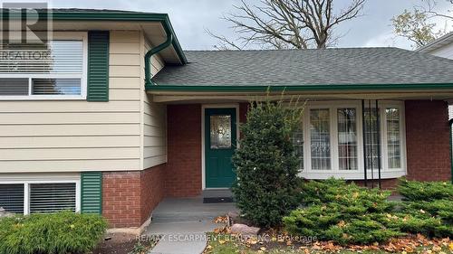 5440 WINDERMERE DRIVE , Burlington, Ontario L7L 3M5 2