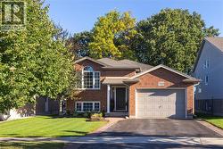 7919 FLEMING Drive  Niagara Falls, ON L2H 3H9