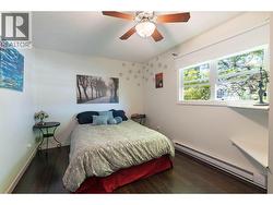 Primary Bedroom - 