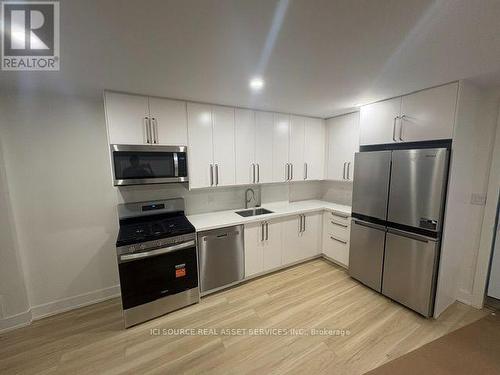 4 - 152 BRUNSWICK AVENUE , Toronto, Ontario M5S 2M2 3