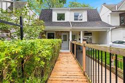 179 OAKCREST AVENUE  Toronto, ON M4C 1B8