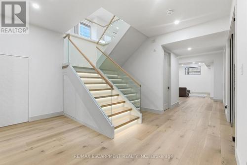 89 Cumberland Drive, Mississauga, ON 
