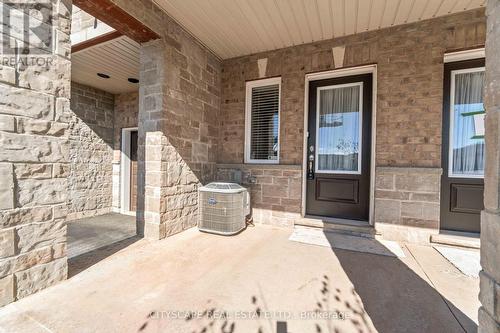 9 - 40 ZINFANDEL DRIVE , Hamilton, Ontario L8E 0L1 5